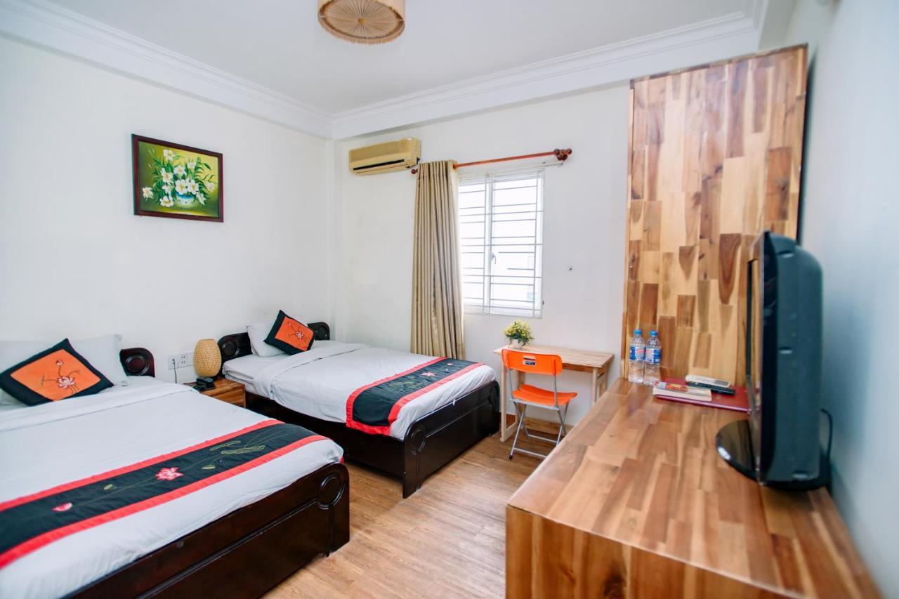 Khách sạn Canary Saigon 2*